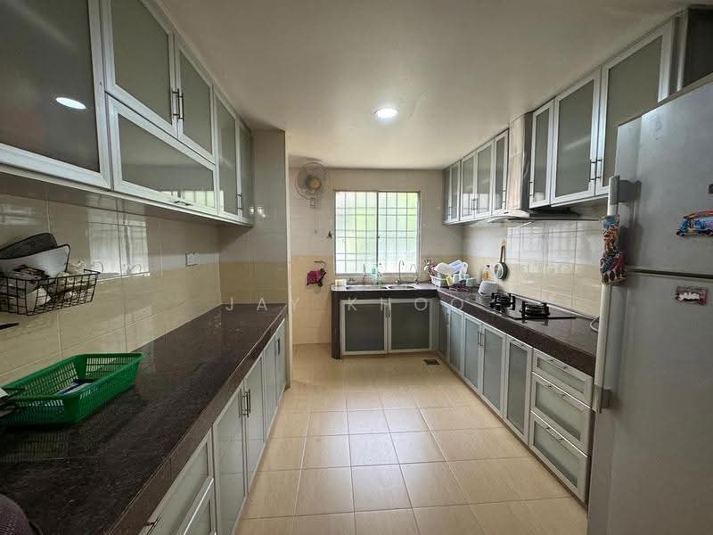2-storey Terraced House for Rent in Taman Sutera (Kajang) - Jay Khoo - Kitchen - PropertyGuru.com.my