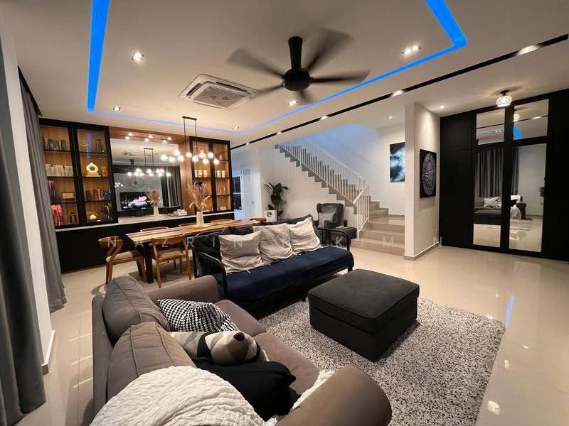 Rumah Berkembar untuk Dijual di Kuala Selangor (Selangor) - Nazrin Hakimin - Living Room - PropertyGuru.com.my