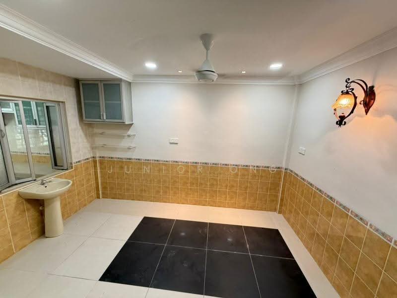Rumah Teres 2-Tingkat untuk Dijual di Taman Tun Teja (Rawang) - Junior Ong - Interior - PropertyGuru.com.my