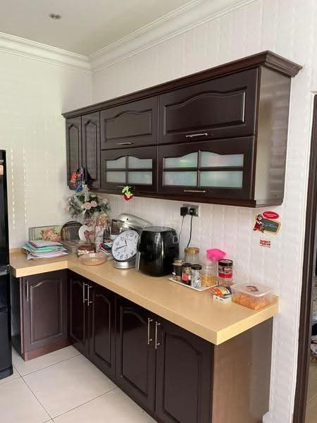 Rumah Berkembar untuk Dijual di Taman Impian Putra (Bangi) - Adzura Zamedin - Kitchen - PropertyGuru.com.my