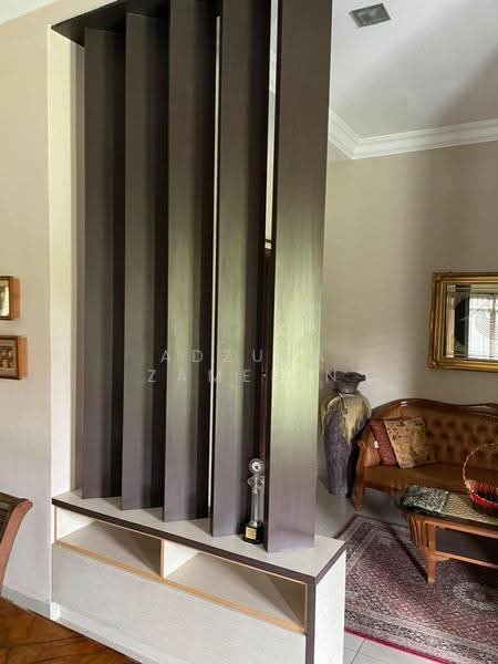 Rumah Berkembar untuk Dijual di Taman Impian Putra (Bangi) - Adzura Zamedin - Living Room - PropertyGuru.com.my