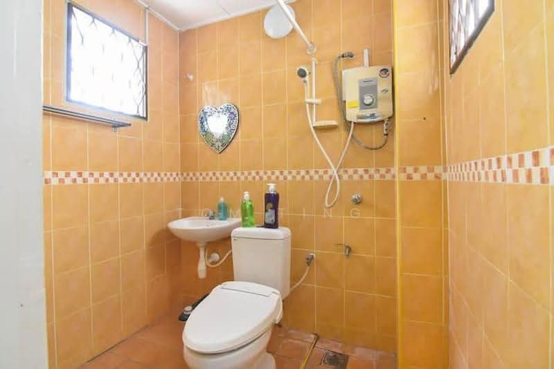 Terraced House for Sale in Usj 3 (Subang Jaya) - Tom Ting - Bathroom - PropertyGuru.com.my
