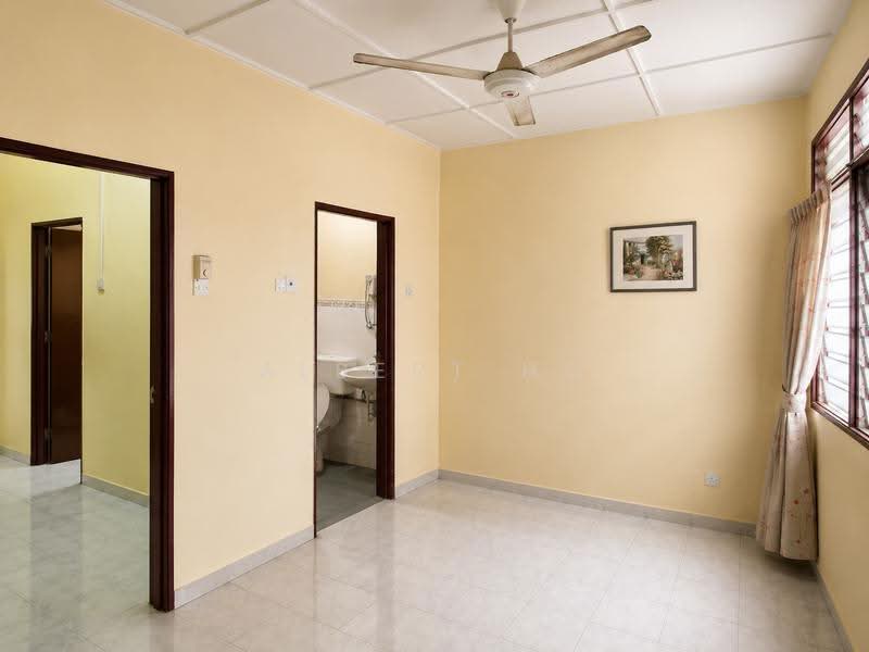 Rumah Teres 2-Tingkat untuk Dijual di Taman TTDI Jaya (Shah Alam) - Albert Ho - PropertyGuru.com.my