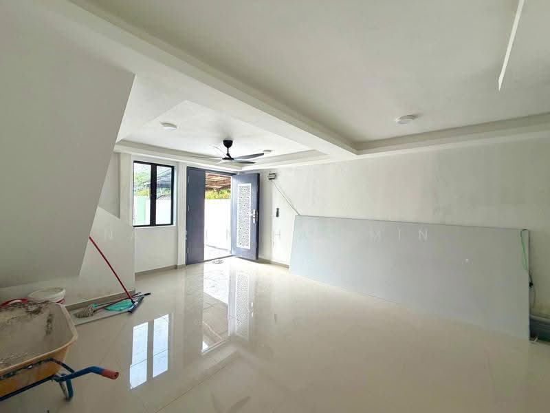 2-storey Terraced House for Sale in Taman Menara Maju (Klang) - Nazrin Hakimin - PropertyGuru.com.my