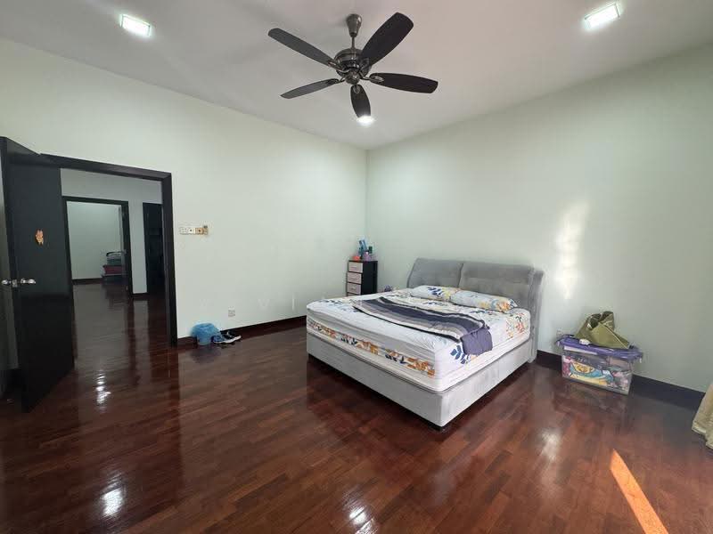Rumah Teres 2-Tingkat untuk Disewa di Valencia (Sungai Buloh) - Vivian Tew - Bedroom - PropertyGuru.com.my