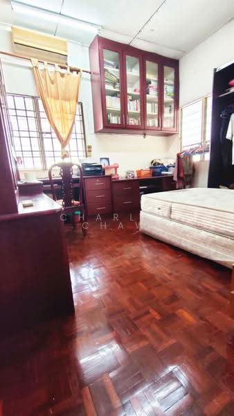 Rumah Teres 2-Tingkat untuk Dijual di Pulau Tikus (Penang) - Charles Chaw - Bedroom - PropertyGuru.com.my
