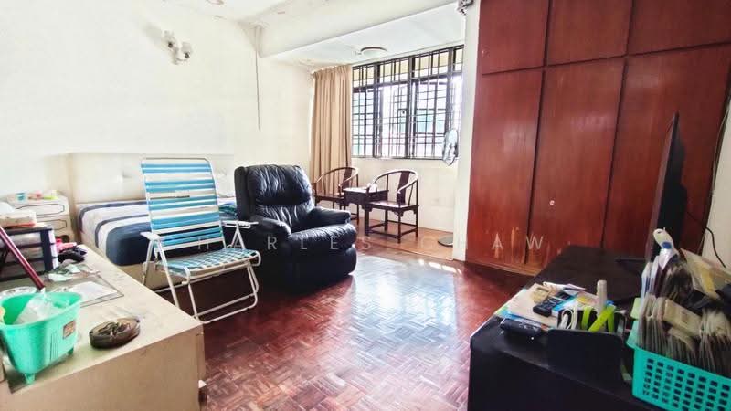 Rumah Teres 2-Tingkat untuk Dijual di Pulau Tikus (Penang) - Charles Chaw - Living Room - PropertyGuru.com.my