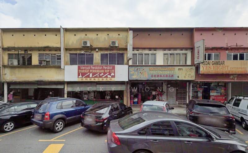Shop for Rent in Taman United (Jalan Klang Lama (Old Klang Road)) - Jacky Wong - Exterior - PropertyGuru.com.my