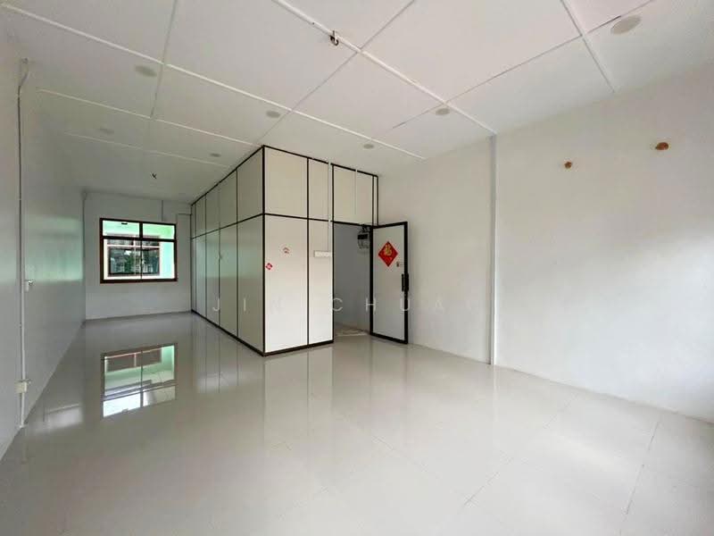Shop for Sale in Ayer Itam (Penang) - Jin Chuah - Interior - PropertyGuru.com.my