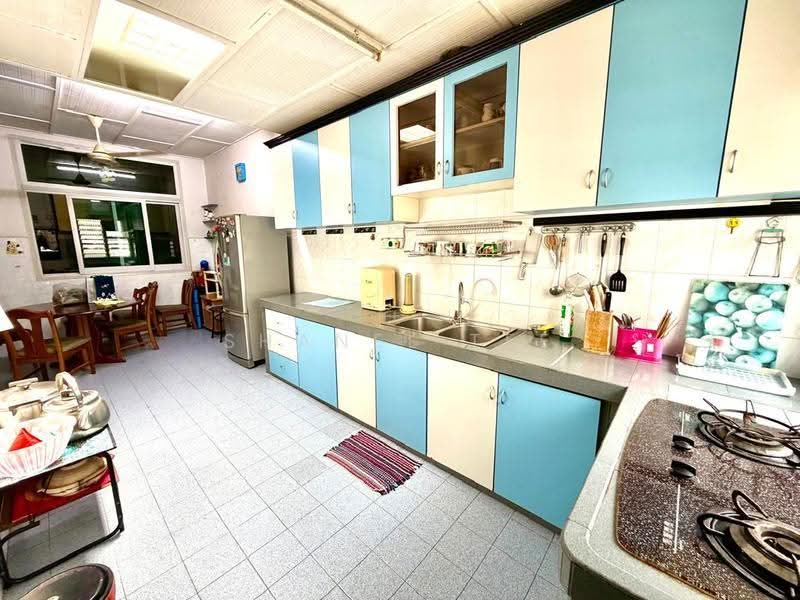 1-storey Terraced House for Sale in Taman Kampung Majid (Kluang) - Shanel Tee - Kitchen - PropertyGuru.com.my