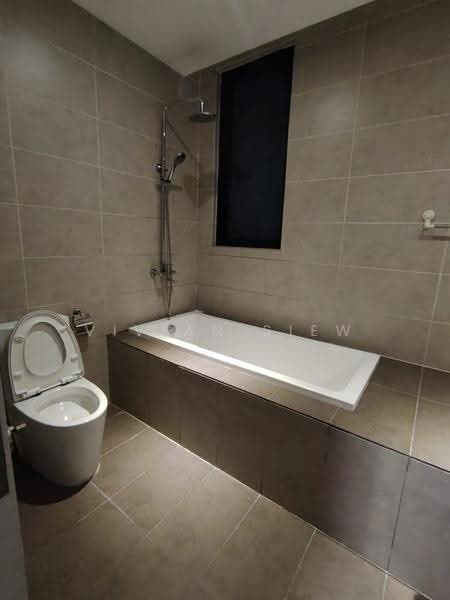 Service Residence for Sale at KL Gateway Premium Residences - Vivian Siew - Bathroom - PropertyGuru.com.my