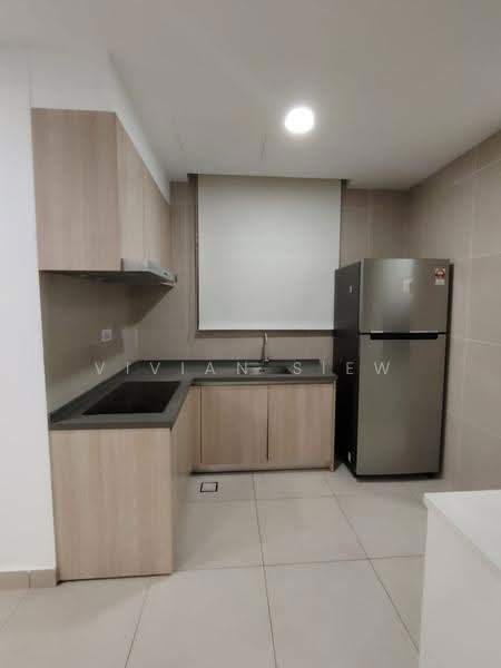 Service Residence for Sale at KL Gateway Premium Residences - Vivian Siew - Kitchen - PropertyGuru.com.my
