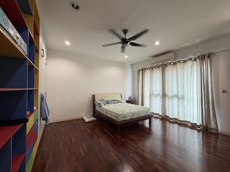 Rumah Teres 3-Tingkat untuk Dijual di Taman Taming Indah 2 (Bandar Sungai Long) - Jocelyn Soo - Bedroom - PropertyGuru.com.my
