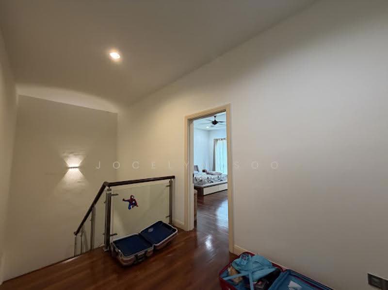Rumah Teres 3-Tingkat untuk Dijual di Taman Taming Indah 2 (Bandar Sungai Long) - Jocelyn Soo - Corridor - PropertyGuru.com.my