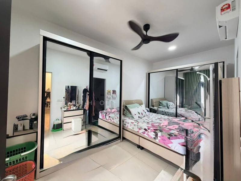 Cluster House for Sale in Eco Botanic (Iskandar Puteri (Nusajaya)) - Nicholas Tey - Bedroom - PropertyGuru.com.my