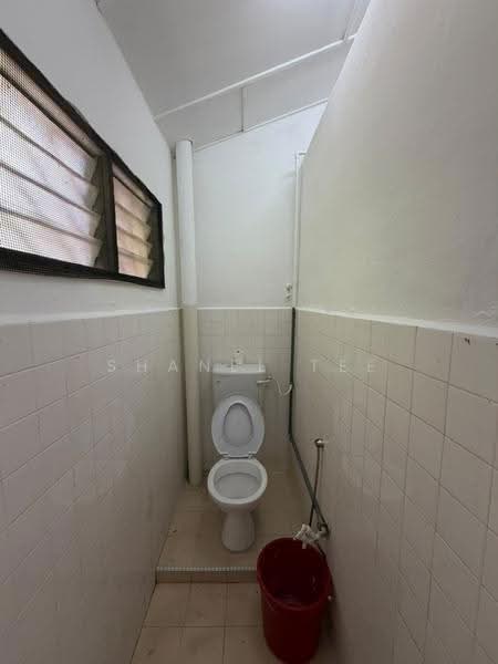 1-storey Terraced House for Sale in Kluang (Johor) - Shanel Tee - Bathroom - PropertyGuru.com.my