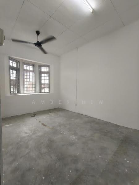 2-storey Terraced House for Sale in Taman Bukit Tiram (Ulu Tiram) - Amber Hew - Interior - PropertyGuru.com.my