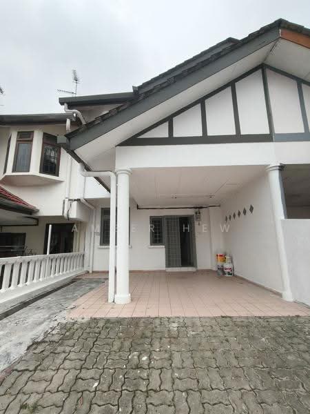 Rumah Teres 2-Tingkat untuk Dijual di Taman Bukit Tiram (Ulu Tiram) - Amber Hew - PropertyGuru.com.my