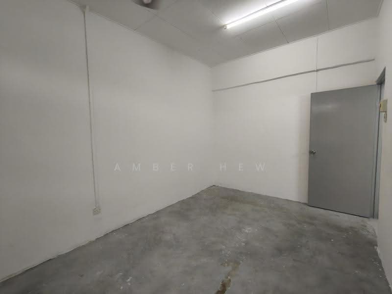 Rumah Teres 2-Tingkat untuk Dijual di Taman Bukit Tiram (Ulu Tiram) - Amber Hew - Interior - PropertyGuru.com.my