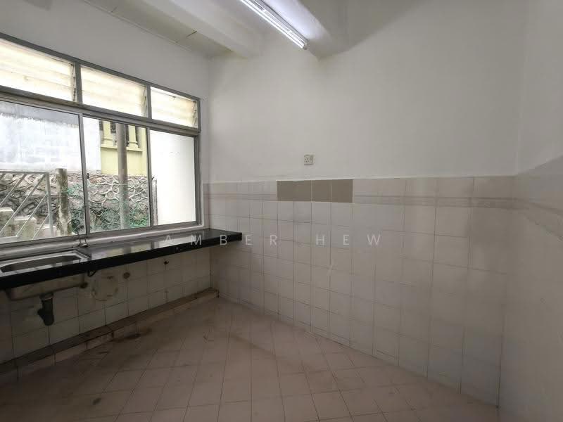 Rumah Teres 2-Tingkat untuk Dijual di Taman Bukit Tiram (Ulu Tiram) - Amber Hew - PropertyGuru.com.my