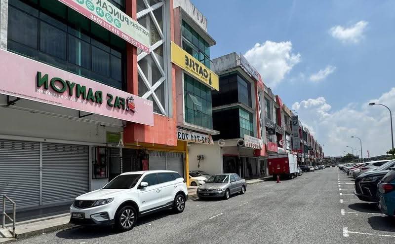 Shop / Office untuk Dijual di Bandar Uda Utama (Johor Bahru) - Alice Goh - Exterior - PropertyGuru.com.my