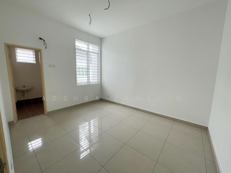 Rumah Berkembar untuk Dijual di Bandar Teknologi Kajang (Kajang) - Adzura Zamedin - Interior - PropertyGuru.com.my
