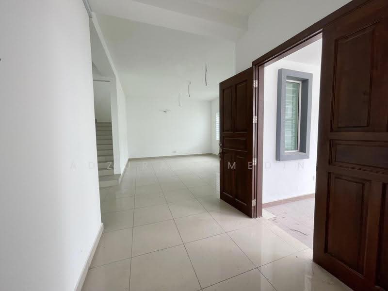 Rumah Berkembar untuk Dijual di Bandar Teknologi Kajang (Kajang) - Adzura Zamedin - Entrance - PropertyGuru.com.my