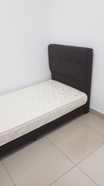 Service Residence for Sale at Meridin Bayvue Serviced Apartment - Carson . - Bedroom - PropertyGuru.com.my
