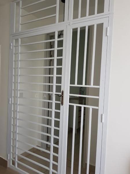 Service Residence for Sale at Meridin Bayvue Serviced Apartment - Carson . - Entrance - PropertyGuru.com.my