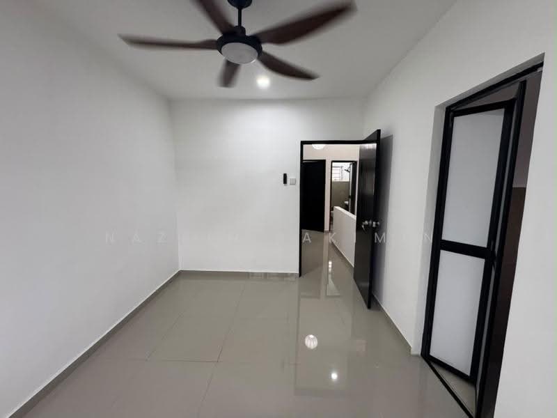 2-storey Terraced House for Sale in Taman Sri Muda (Shah Alam) - Nazrin Hakimin - Interior - PropertyGuru.com.my