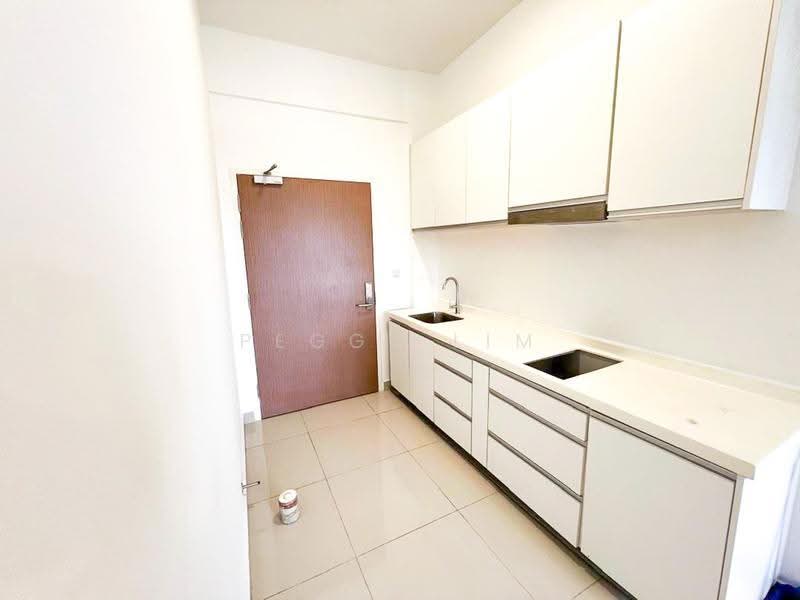 Kondominium untuk Dijual di Meridin Suites Residences @ The Meridin - Peggy Lim - Kitchen - PropertyGuru.com.my