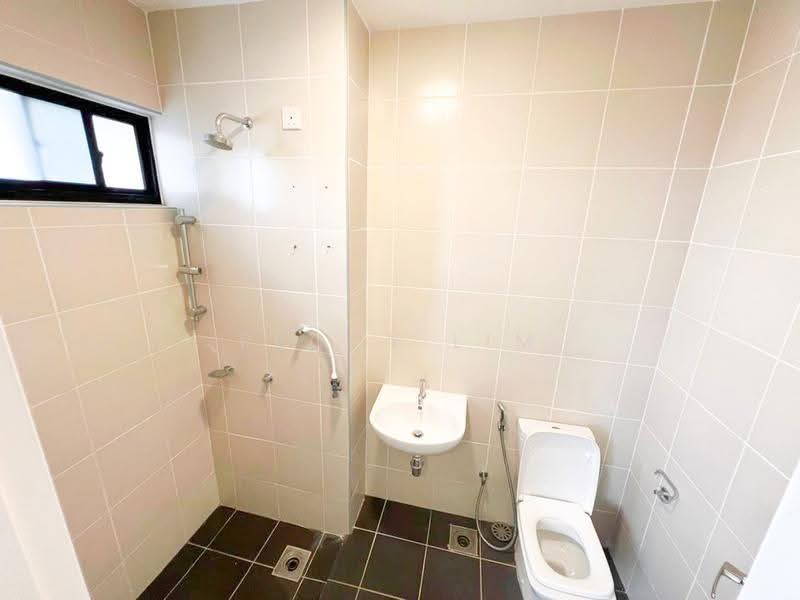 Kondominium untuk Dijual di Meridin Suites Residences @ The Meridin - Peggy Lim - Bathroom - PropertyGuru.com.my