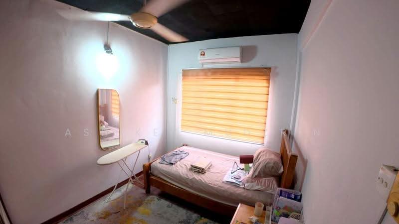 Rumah Bandar untuk Dijual di Bandar Sri Permaisuri (Cheras) - Ashiken Mudzrin - Bedroom - PropertyGuru.com.my