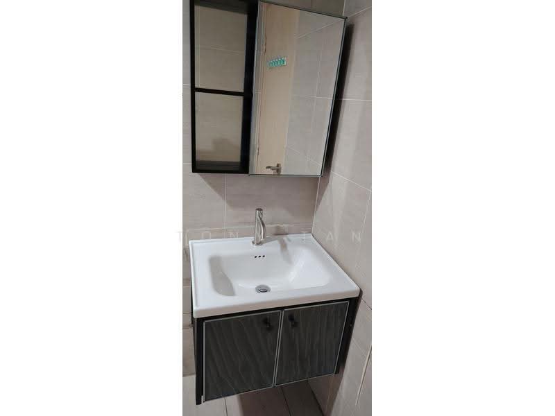 Kediaman Servis untuk Disewa di Maisson - Tony Tan - Bathroom - PropertyGuru.com.my
