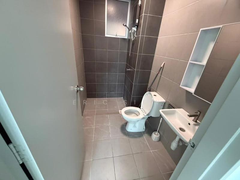 Kondominium untuk Disewa di Nikka Residence - Eric Siew - Bathroom - PropertyGuru.com.my