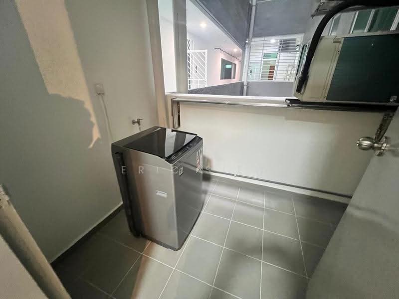 Kondominium untuk Disewa di Nikka Residence - Eric Siew - Balcony - PropertyGuru.com.my
