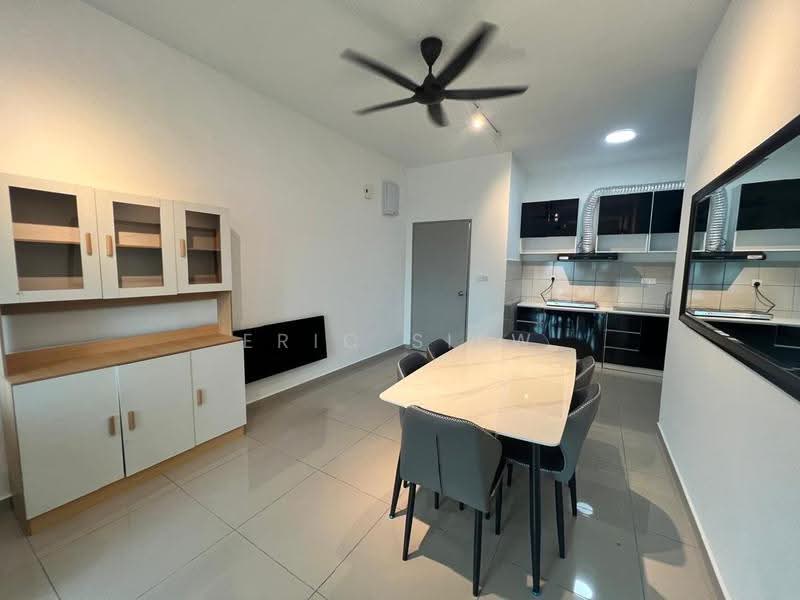 Kondominium untuk Disewa di Nikka Residence - Eric Siew - Dining Room - PropertyGuru.com.my