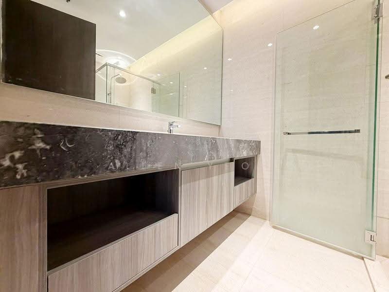 Kediaman Servis untuk Dijual di Marriott Residence @ Gurney - Allen Yeoh - Bathroom - PropertyGuru.com.my