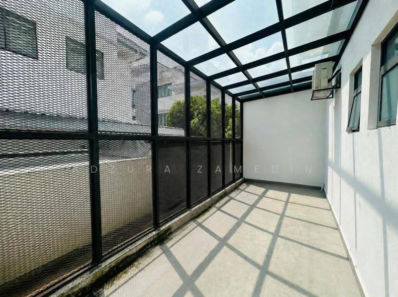Semi-Detached House for Sale in Kajang (Selangor) - Adzura Zamedin - Balcony - PropertyGuru.com.my