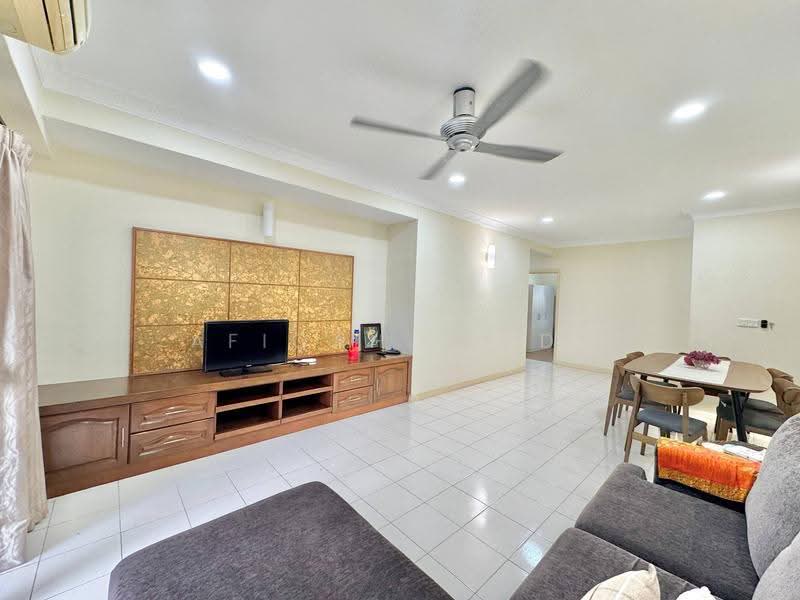 Condominium for Sale at Seri Maya Condominium - Afiqah zaidi - Living Room - PropertyGuru.com.my