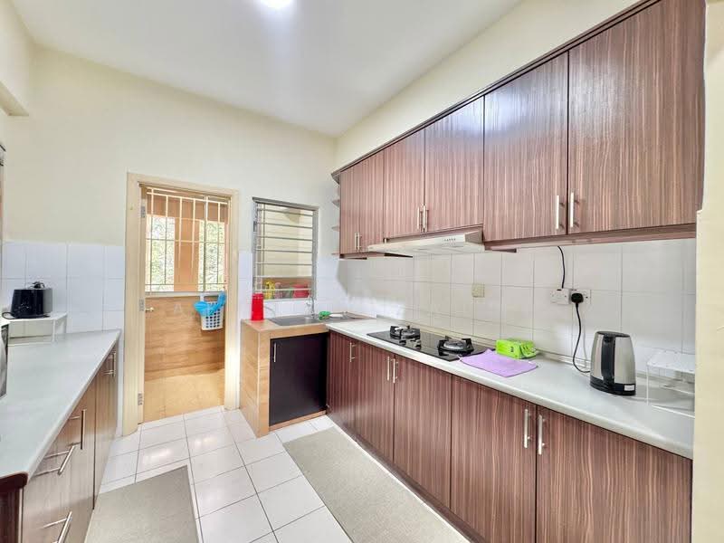 Condominium for Sale at Seri Maya Condominium - Afiqah zaidi - Kitchen - PropertyGuru.com.my