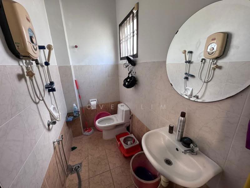 2-storey Terraced House for Sale in Taman Setia Indah (Tebrau) - Jovel Lim - Bathroom - PropertyGuru.com.my