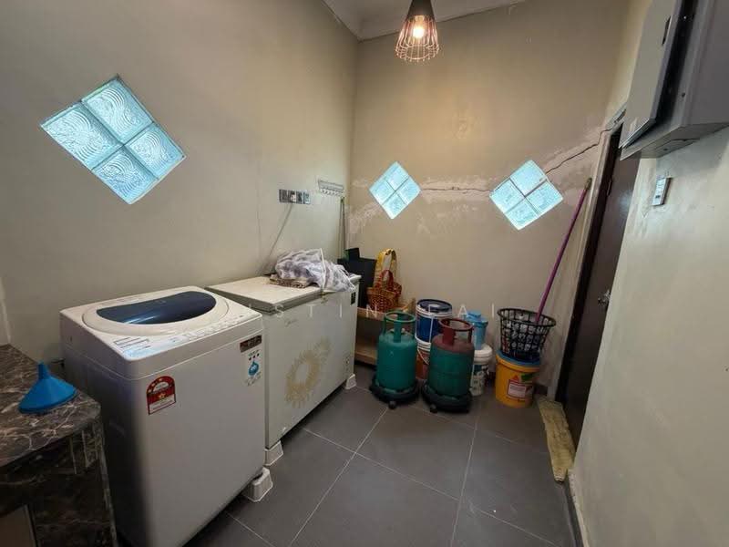 Bungalow House untuk Disewa di Bandar Country Homes (Rawang) - Justin Lai - Interior - PropertyGuru.com.my