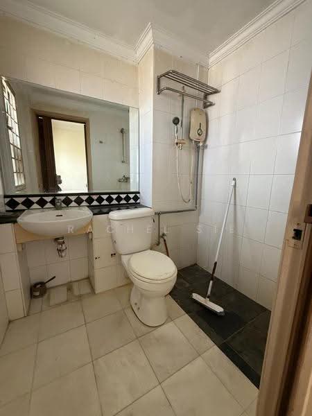 Apartment for Sale at Arcadia - Rachel Sie - Bathroom - PropertyGuru.com.my