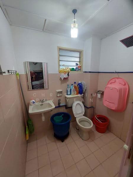 2-storey Terraced House for Sale in Bandar Sungai Long (Selangor) - Chris Lim Pek Yean - Bathroom - PropertyGuru.com.my