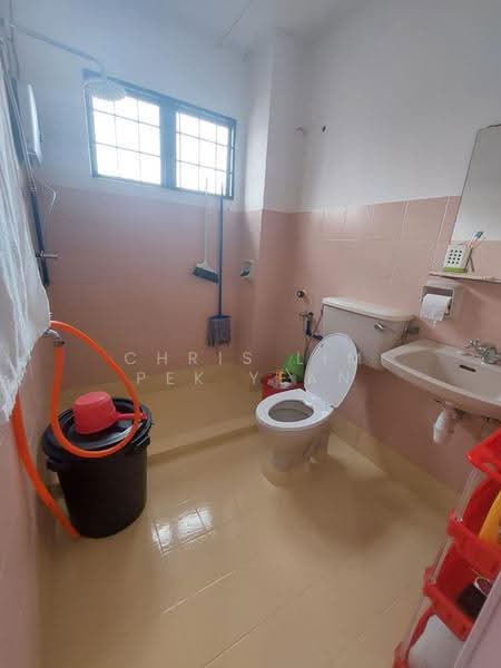 2-storey Terraced House for Sale in Bandar Sungai Long (Selangor) - Chris Lim Pek Yean - Bathroom - PropertyGuru.com.my