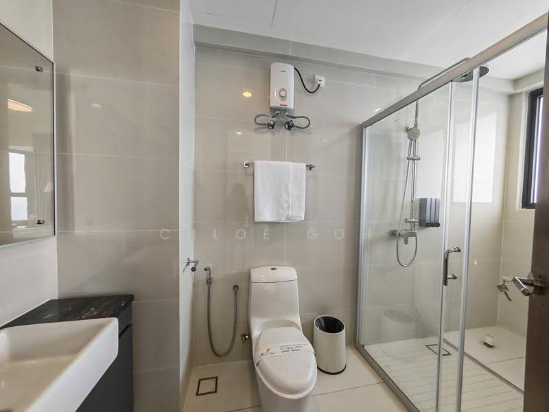 Condominium for Sale at Kings Bay @ Country Garden Danga Bay - Chloe Goh - Bathroom - PropertyGuru.com.my