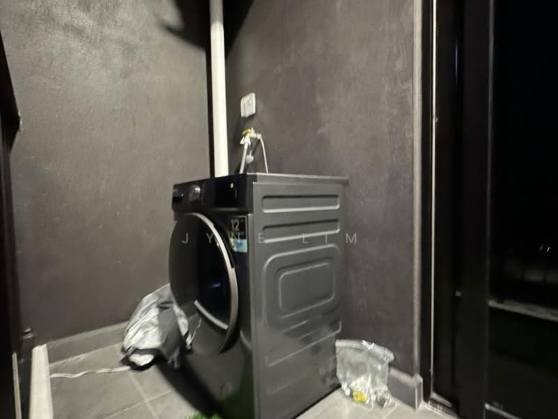 Kediaman Servis untuk Disewa di The Mate @ Damansara Jaya - Jyne Lim - Balcony - PropertyGuru.com.my