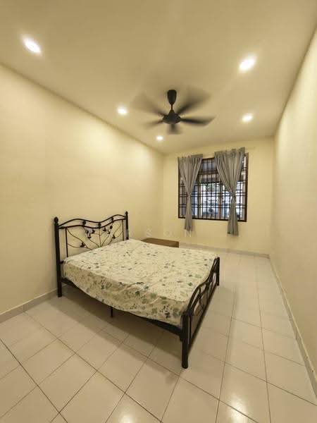 1-storey Terraced House for Sale in Taman Seri Austin (Tebrau) - Carson . - Bedroom - PropertyGuru.com.my