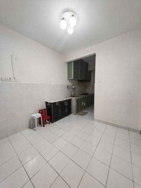 1-storey Terraced House for Sale in Taman Seri Austin (Tebrau) - Carson . - Kitchen - PropertyGuru.com.my